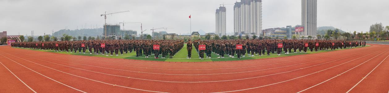 喜迎學(xué)子 共譜華章｜學(xué)院舉行2021級新生軍訓(xùn)動(dòng)員大會暨開學(xué)第一課